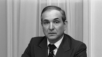 Dowiedz się więcej - Wspomnienie o śp. Profesorze Tadeuszu Gromadzie (1929 – 2025)